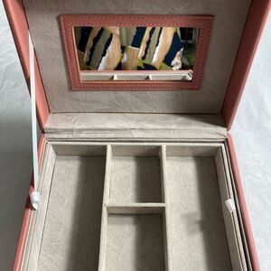 Elegant Pink Leather Jewelry Box with Mirror